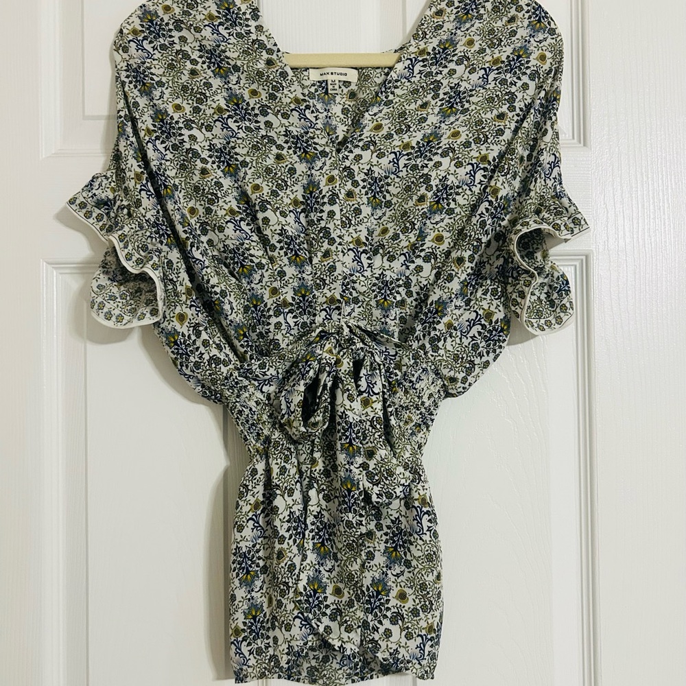 Max Studio Green Floral Blouse with Tie-Front